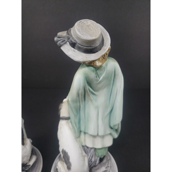 Andrea by Sadek Boy & Girl Dog Bisque Porcelain Figurines Ethan Allen 3213A VTG - Picture 14 of 16